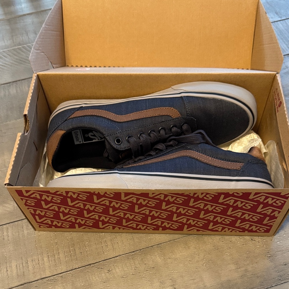 Vans Men's Dark Blue and Brown Sneakers - Picture 2 of 5